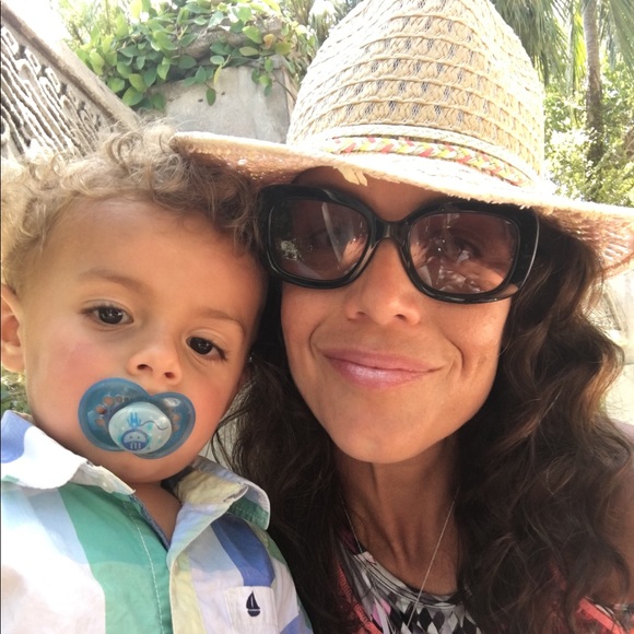 Meet your Posher, Juan - Picture 5 of 9